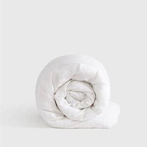 QUINCE Premium Down Alternative Comforter Full Queen All Season White